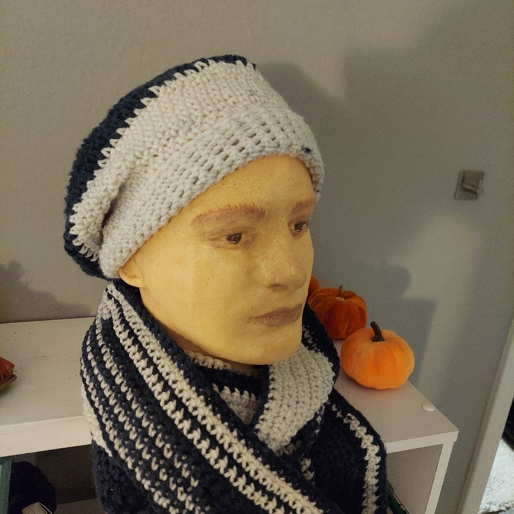 WINTER HAT AND SCARF SET